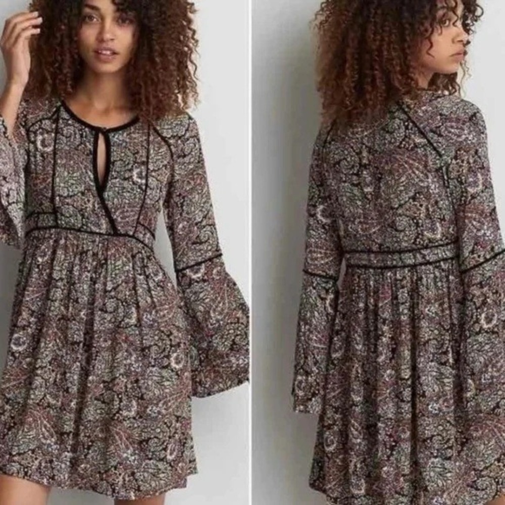 American Eagle Women's Floral Bohemian Keyhole Bell Sleeves Mini Dress Size S - Picture 7 of 14